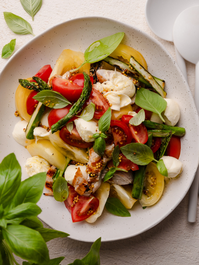 Grilled Chicken Heirloom Tomato and Bocconcini Salad
